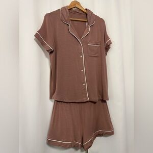 NWT Stars Above Mauve Brown Pajama Set with White Trim